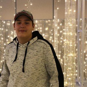 Meet your Posher, Chase